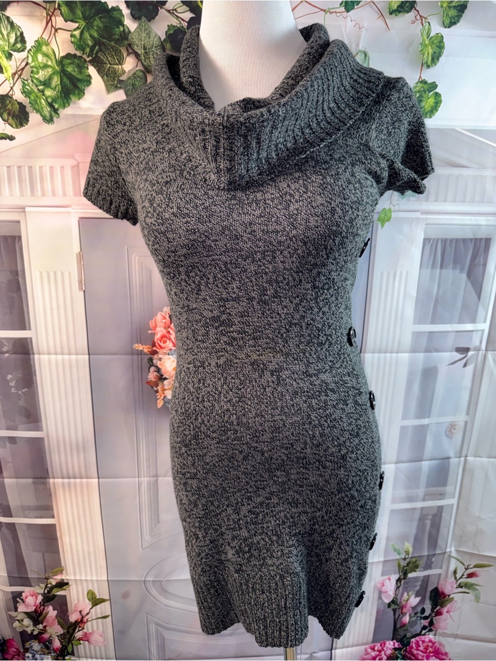 1119-Vintage Red Paint Gray Cowl Neck Short-Sleeve Sweater Dress